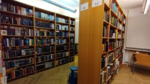 Bilder aus dem Inneren der Bibliothek